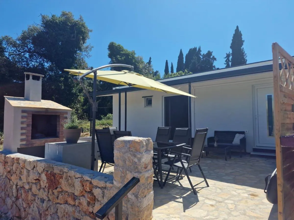 Mint-Vacation House Zman